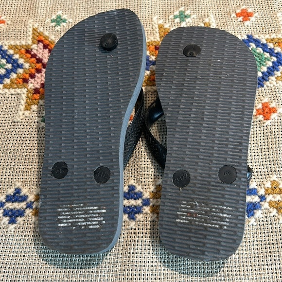 HAVAIANAS MARIO BROS. FLIP FLOP IN STEEL GREY Kids Size 2 - Picture 3 of 4